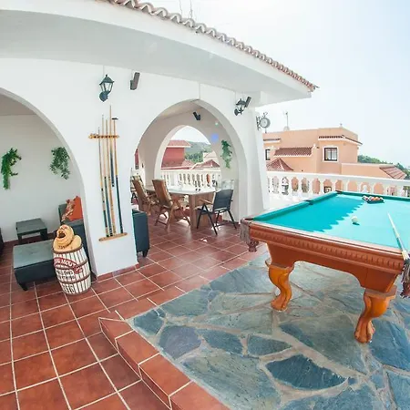 White House * Costa Adeje (Tenerife)